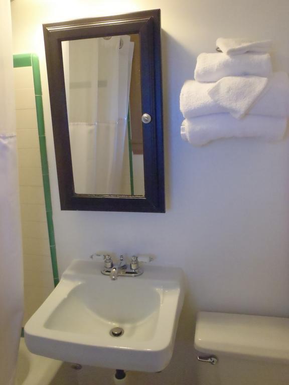 Grand Motel Williams Bilik gambar