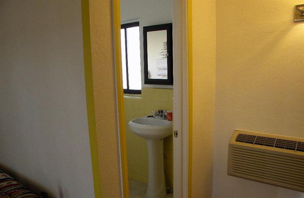 Grand Motel Williams Luaran gambar